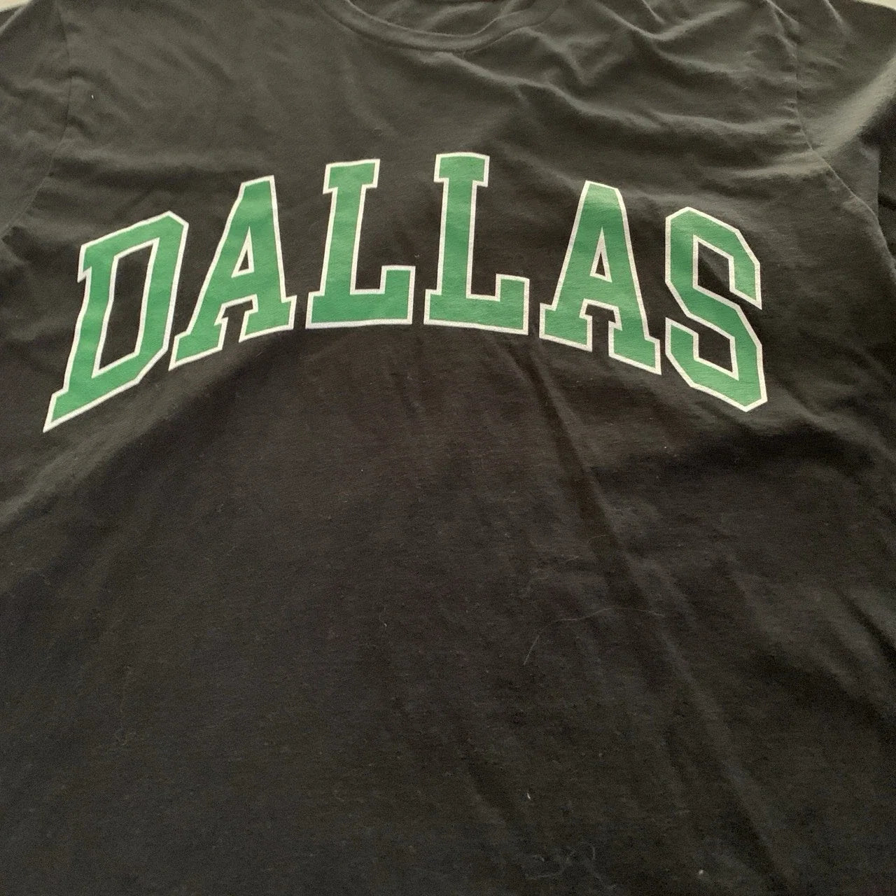 Gildan Mens Black Dallas Graphic Print Crew Neck Short Sleeve T-Shirt L Unisex T-shirt, Sweatshirt, Hoodie, Long Sleeve Tee - T-Shirt, Sweatshirt, Hoodie