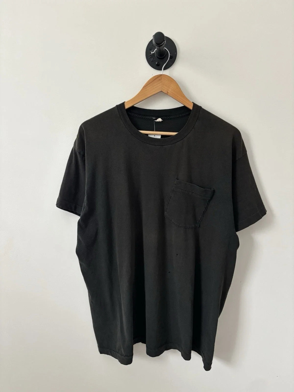 Vintage Blank Shirt Mens XL Black 90s Fade Pocket Tee Unisex T-shirt, Sweatshirt, Hoodie, Long Sleeve Tee - T-Shirt, Sweatshirt, Hoodie