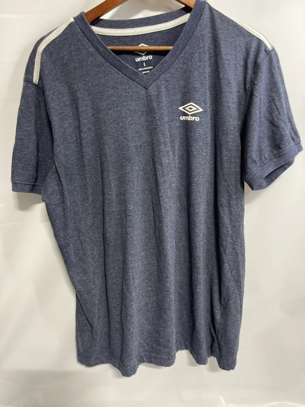 VINTAGE Umbro Shirt Large Adult Blue Soccer x Football Brain Logo Cotton Mens Unisex T-shirt, Sweatshirt, Hoodie, Long Sleeve Tee - T-Shirt, Sweatshirt, Hoodie