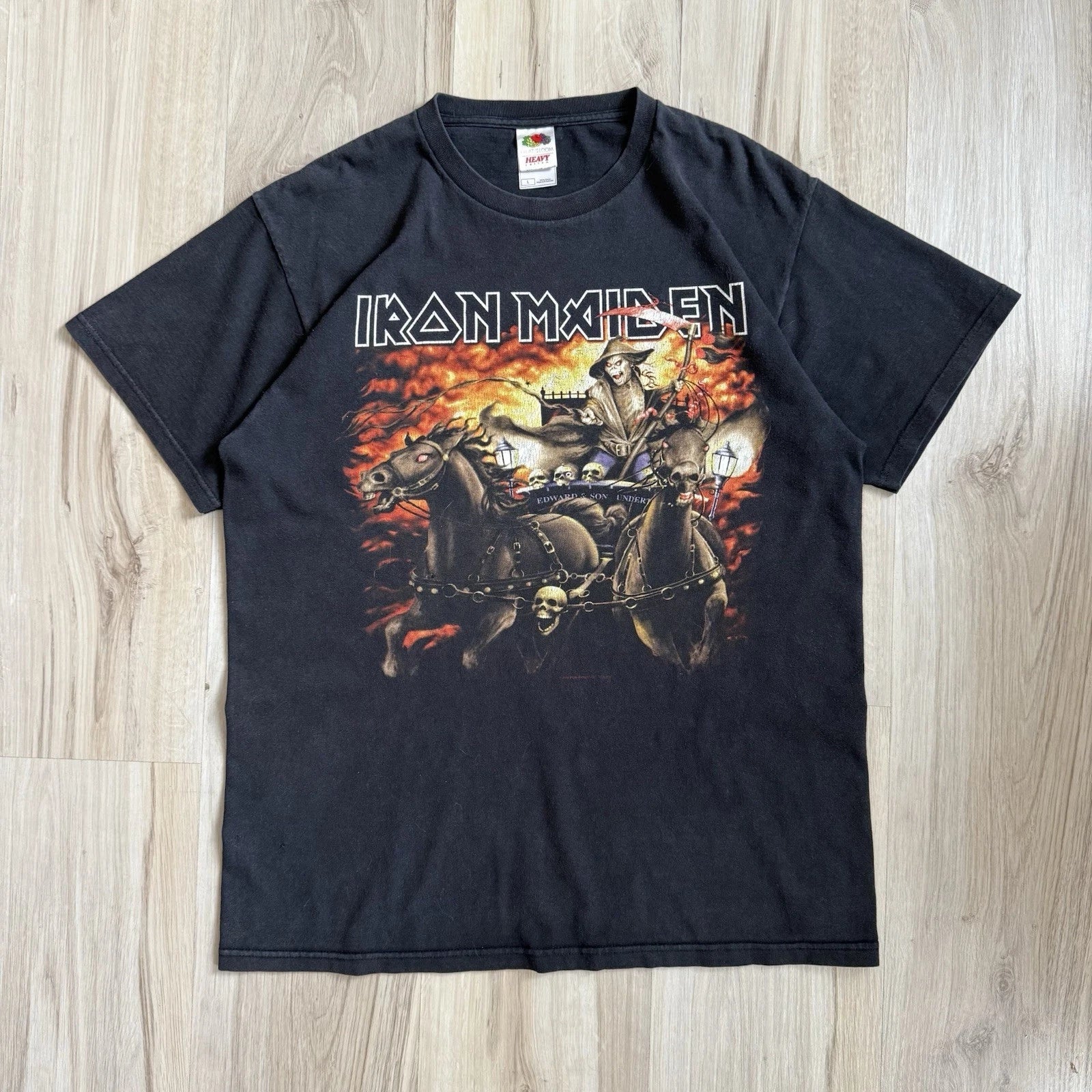 Vintage Iron Maiden 2005 Death On The Road metal band tour 00s y2k t shirt L Unisex T-shirt, Sweatshirt, Hoodie, Long Sleeve Tee - T-Shirt, Sweatshirt, Hoodie