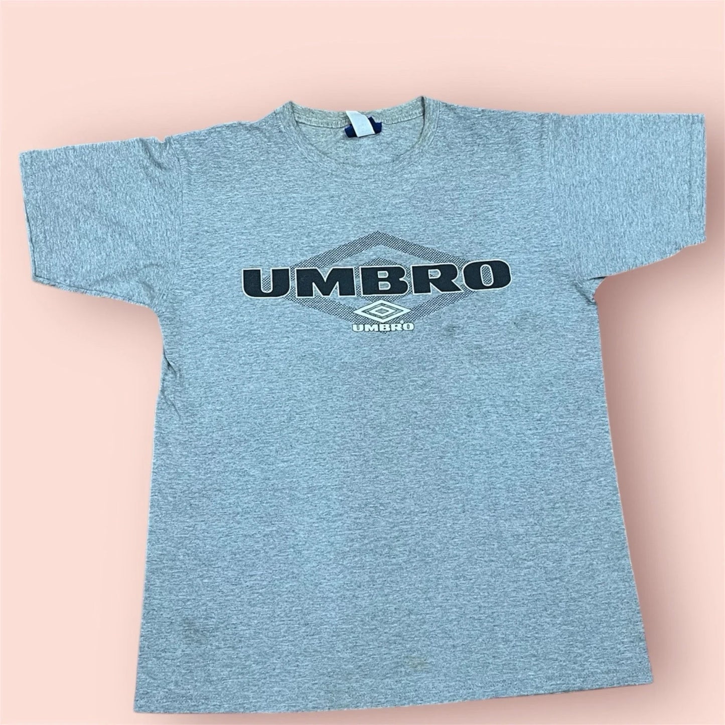 Vintage UMBRO Center Logo Football Soccer Gray T Shirt Adult Size Large Unisex T-shirt, Sweatshirt, Hoodie, Long Sleeve Tee - T-Shirt, Sweatshirt, Hoodie