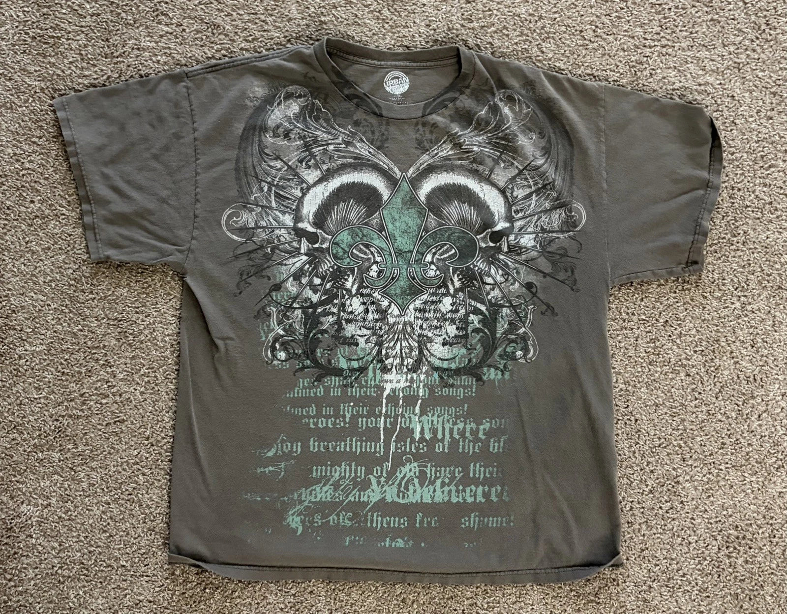 Urban Legends Skull Wings Graphic T-Shirt Faded Black Mens Large Distressed Y2K Unisex T-shirt, Sweatshirt, Hoodie, Long Sleeve Tee - T-Shirt, Sweatshirt, Hoodie