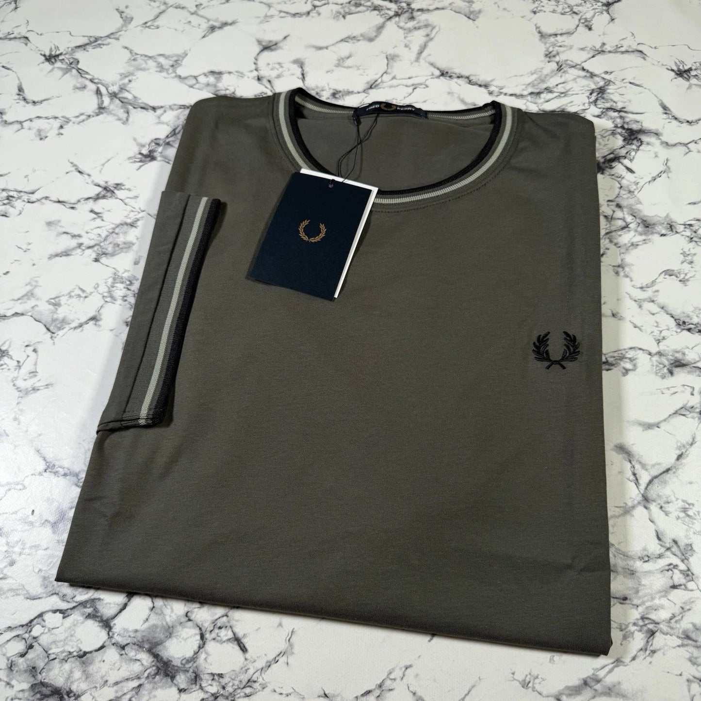FRED PERRY Mens Field Green Twin Tipped T Shirt SIZE LARGE M1588V 04B BNWT Unisex T-shirt, Sweatshirt, Hoodie, Long Sleeve Tee - T-Shirt, Sweatshirt, Hoodie