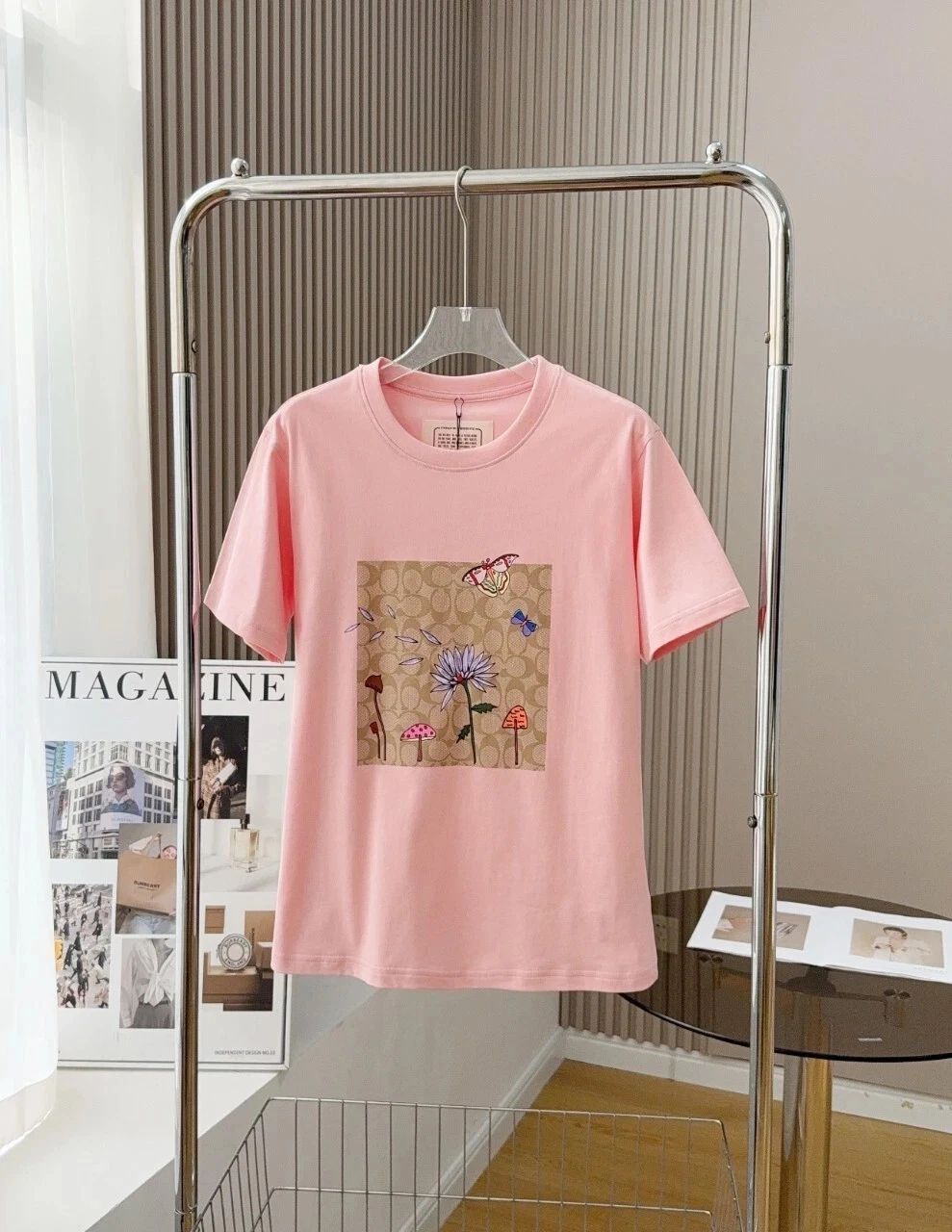 NWT COACH Womens Signature Pink T-shirt COTTON Reprint sale 40% off hot item !! Unisex T-shirt, Sweatshirt, Hoodie, Long Sleeve Tee - T-Shirt, Sweatshirt, Hoodie