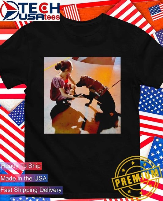 Ariana Grande slipping down with dog photo shirt Unisex T-shirt, Sweatshirt, Hoodie, Long Sleeve Tee - T-Shirt, Sweatshirt, Hoodie