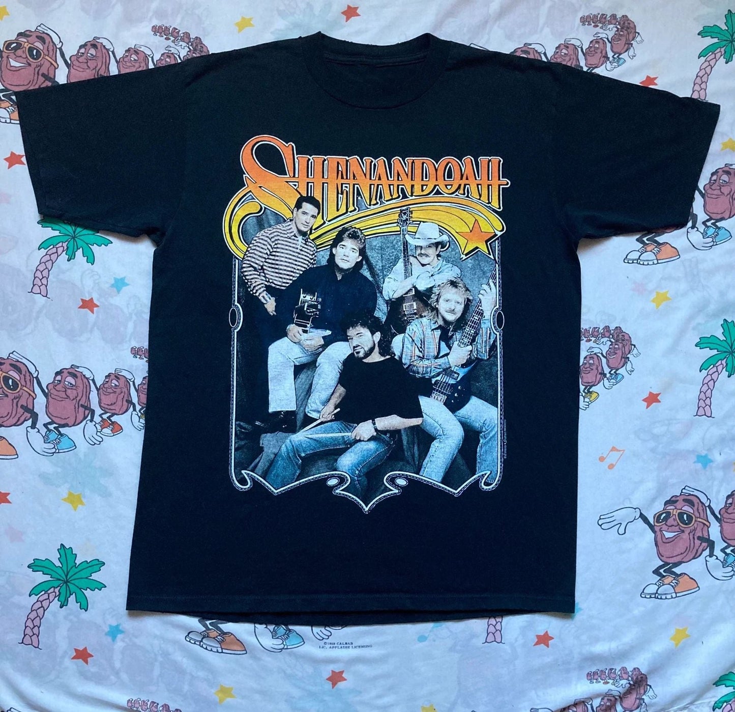 Vtg Shenandoah Under The Kudzu Tour Cotton Black Full Size Shirt Unisex T-shirt, Sweatshirt, Hoodie, Long Sleeve Tee - T-Shirt, Sweatshirt, Hoodie