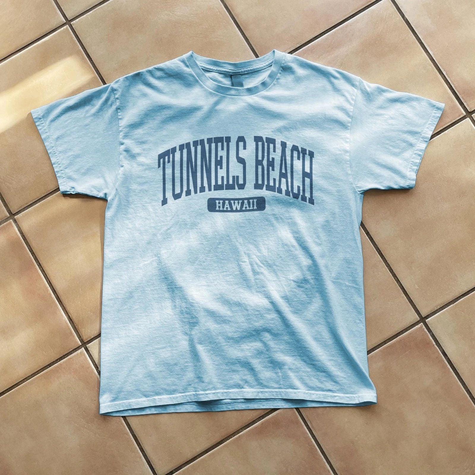 Tunnels Beach Hawaii Souvenir Simple Summer Aesthetic T-Shirt Light Blue Unisex T-shirt, Sweatshirt, Hoodie, Long Sleeve Tee - T-Shirt, Sweatshirt, Hoodie