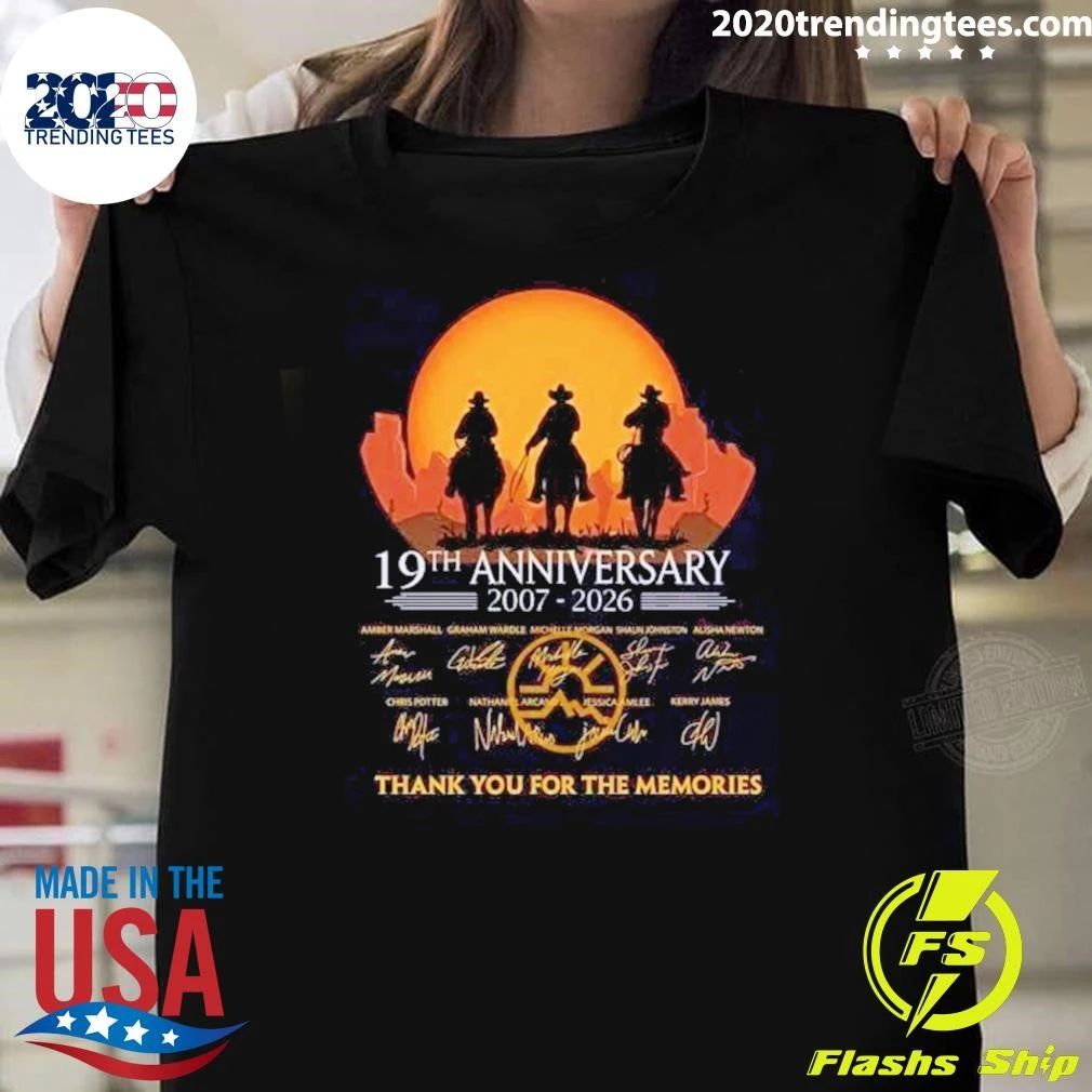 Heartland 19th Anniversary 2007-2026 Thank You For The Memories Signature Shirt Unisex T-shirt, Sweatshirt, Hoodie, Long Sleeve Tee - T-Shirt, Sweatshirt, Hoodie
